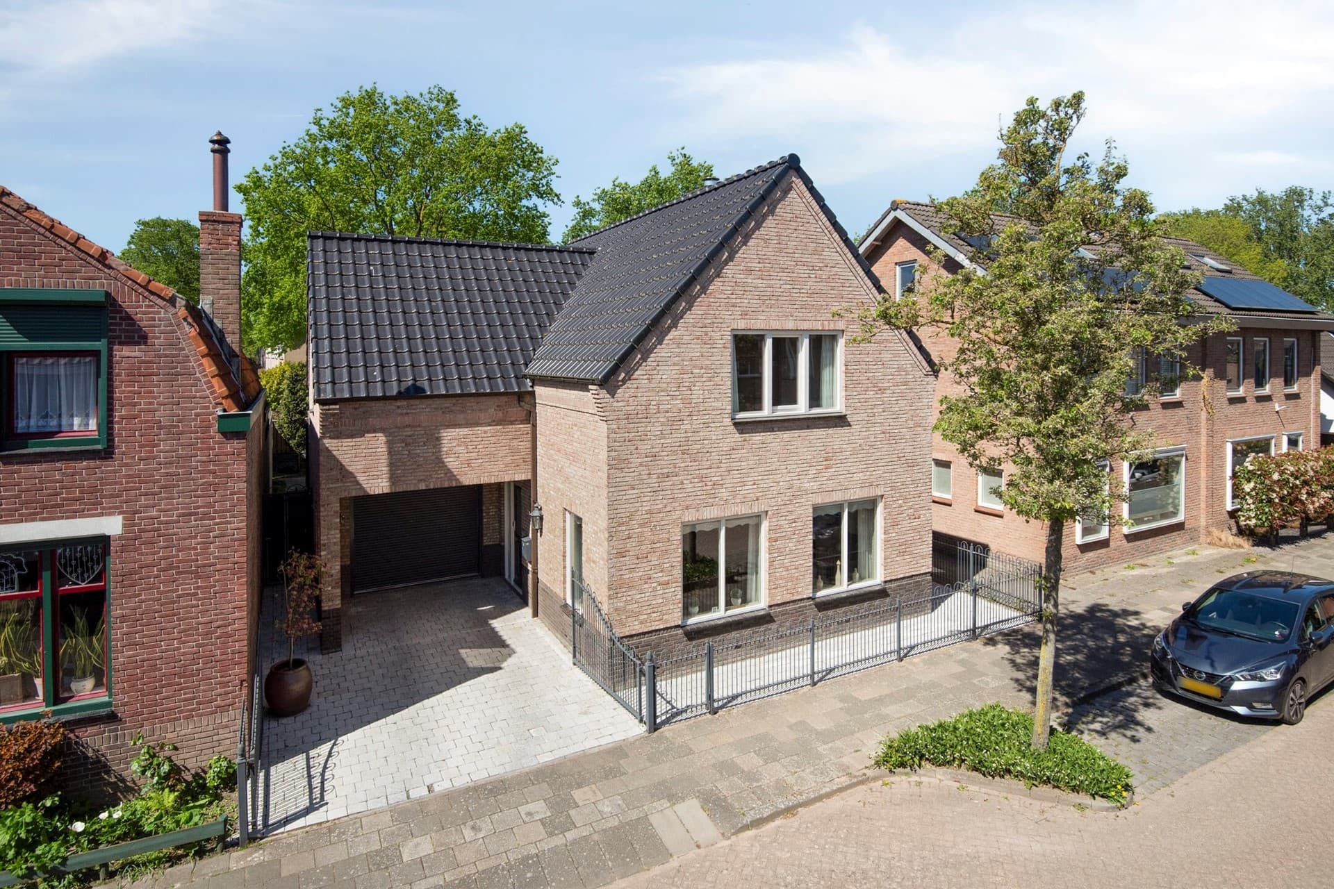 Veerweg 11, Steenbergen