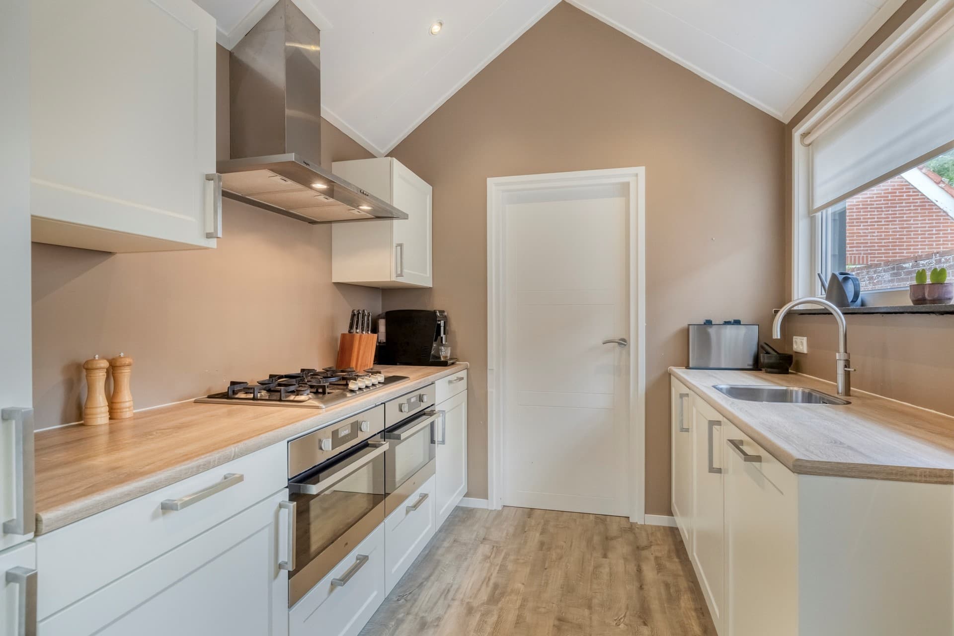 Julianastraat 4, Sint Philipsland, foto 14