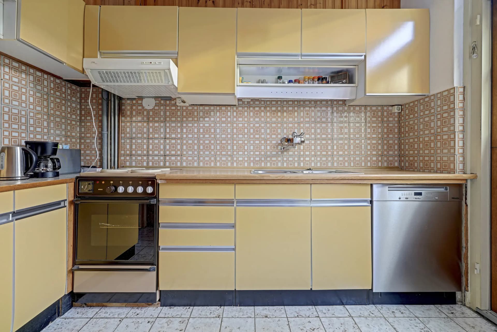 Van der Helmstraat 12, Rotterdam, foto 7