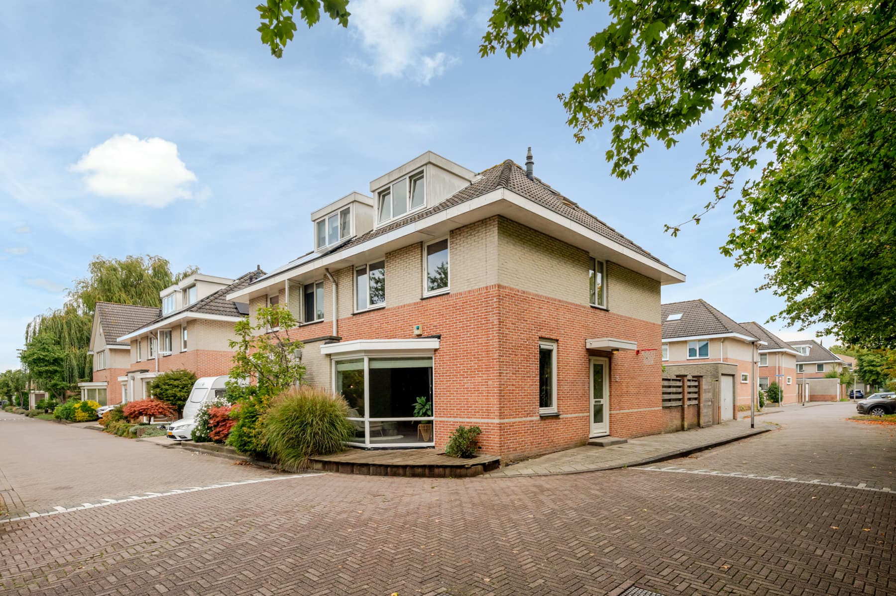 Koninginnehof 12, Pijnacker