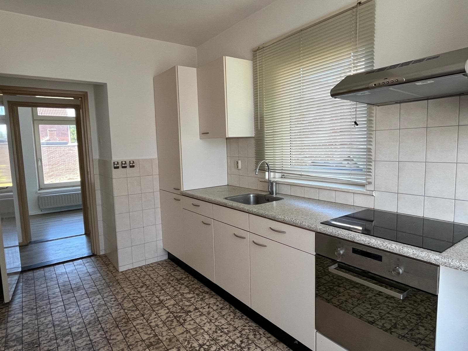 Mgr. Hanssenstraat 7, Broekhuizenvorst, foto 10
