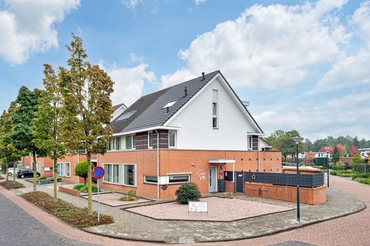 Planetenlaan 21, Schijndel