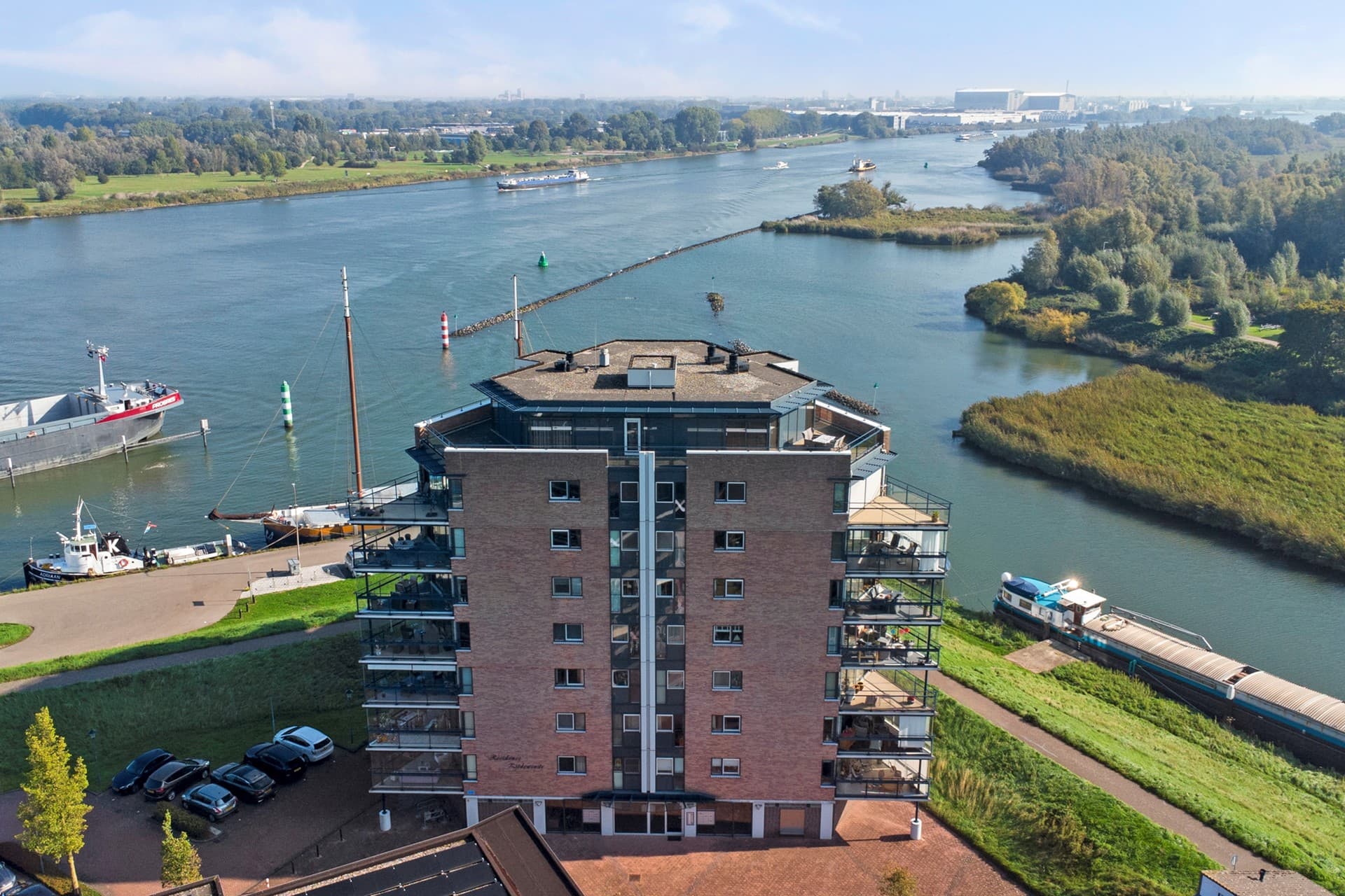 Zijdewinde 140, Puttershoek