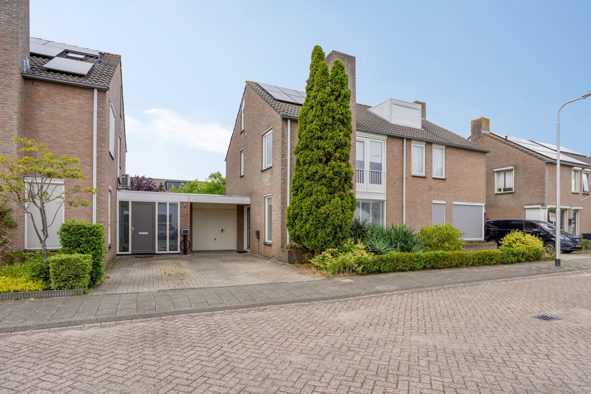 Hoevelakenstraat 11, Tilburg