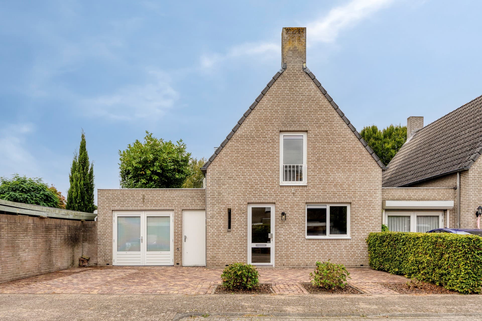 Lunterenstraat 10, Tilburg