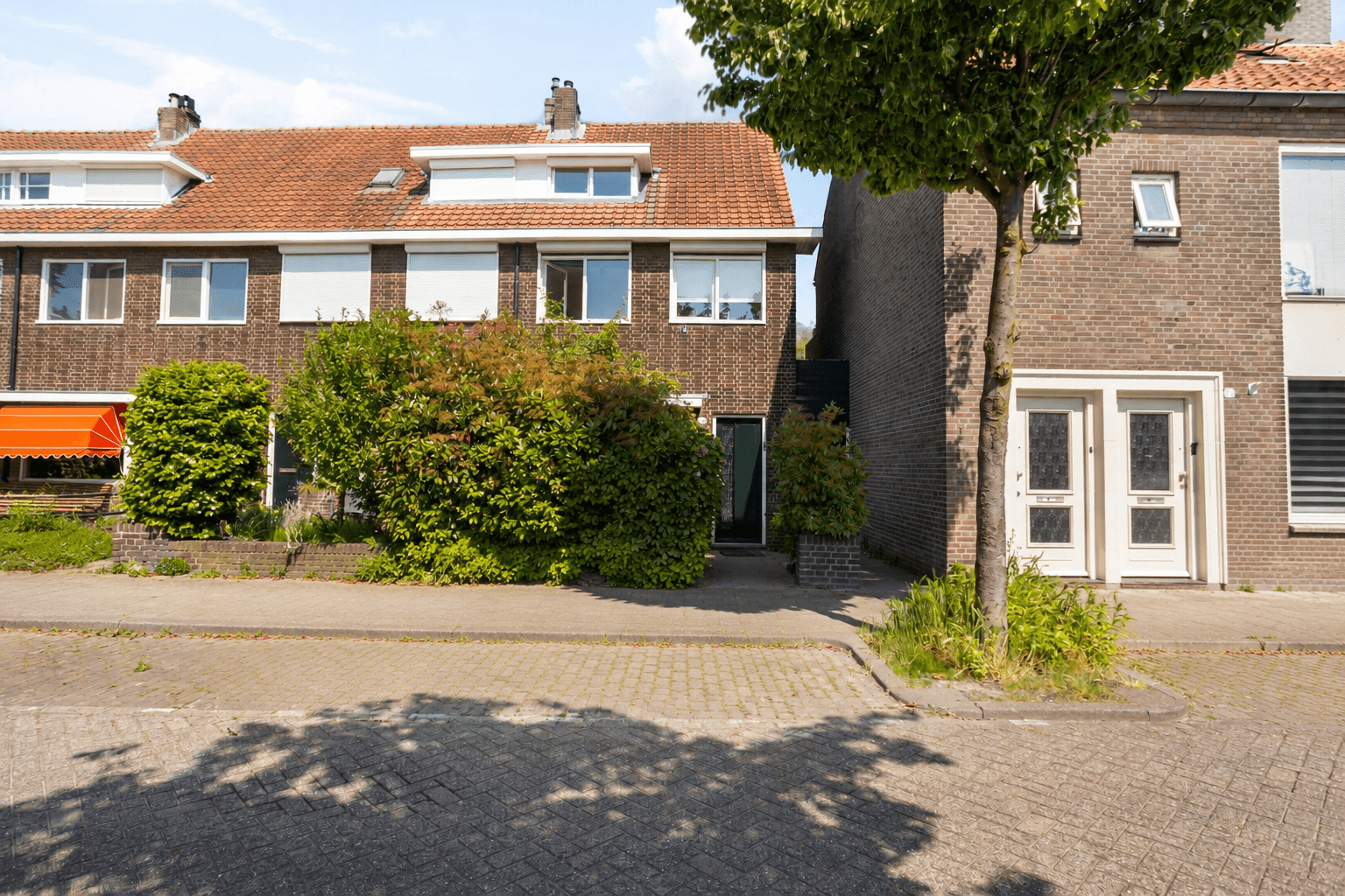 Minister van Sonstraat 28, Tilburg