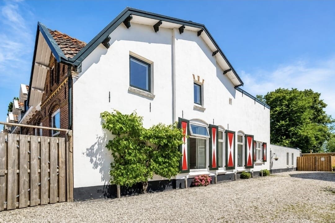 Leidseweg 220, Voorschoten