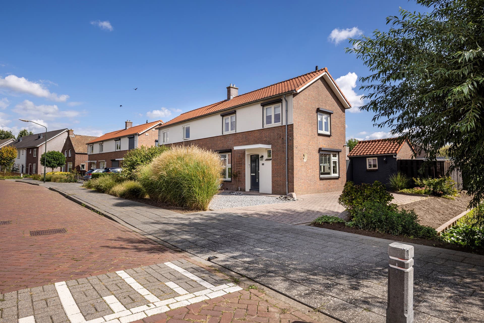 Zuideveldlaan 25, Dussen