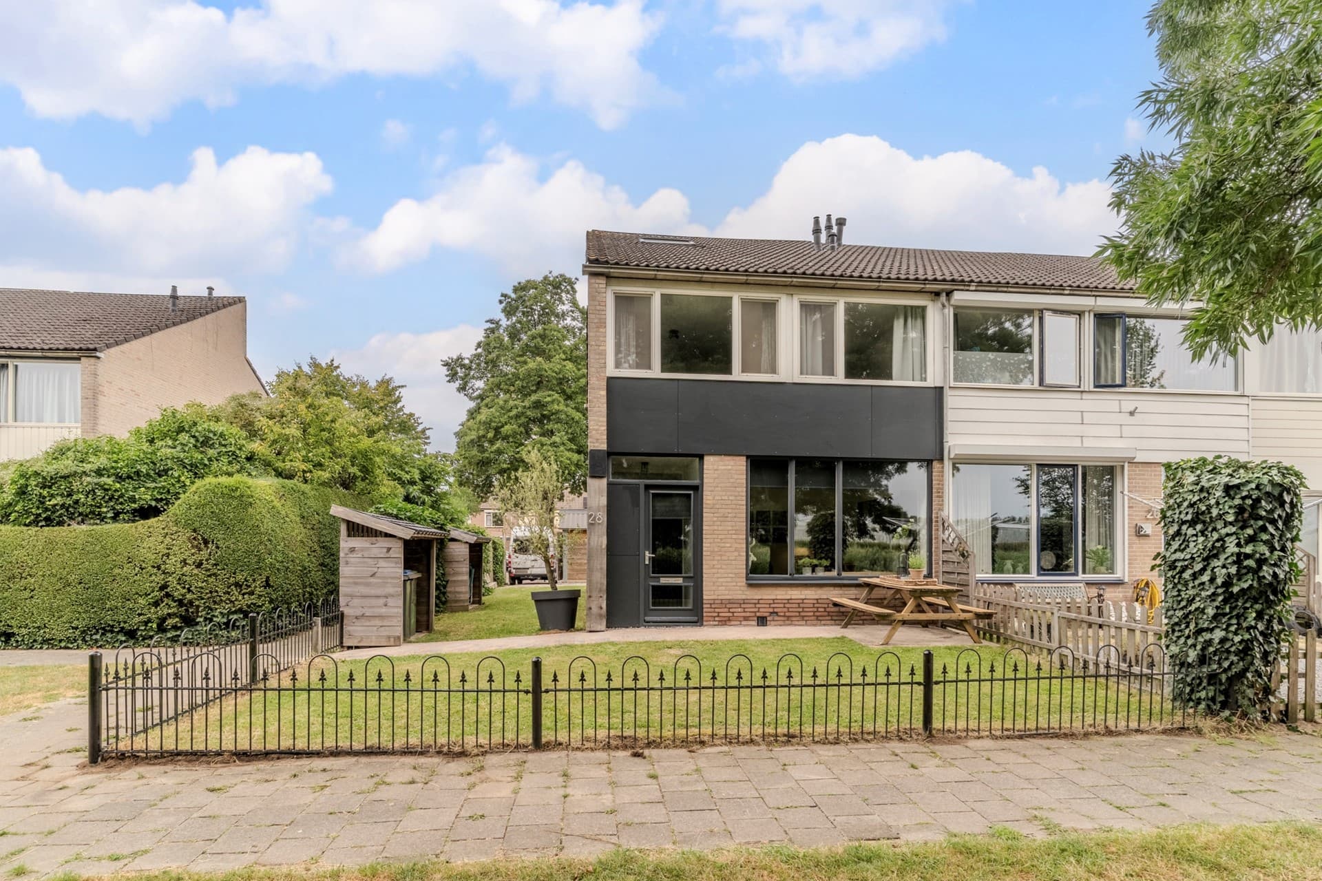 Korenschoof 28, Giessen