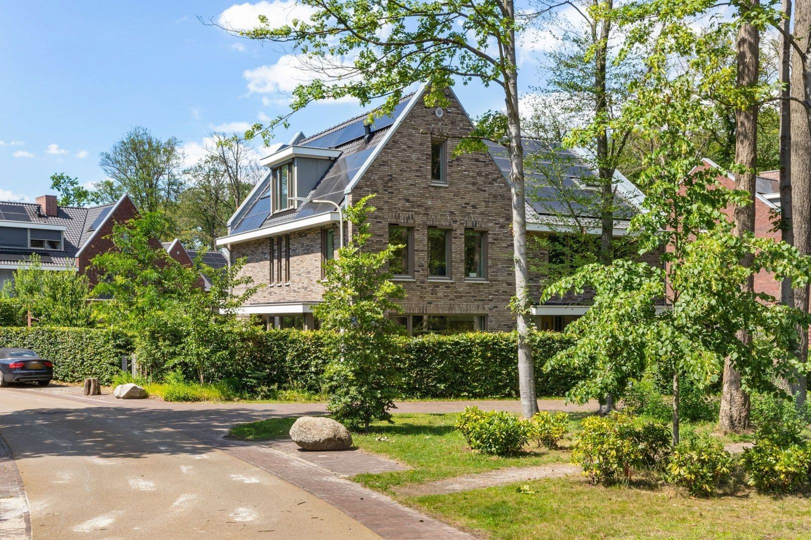 Rondeellaan 22, Hilversum