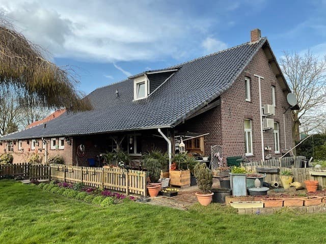 Kaumeshoek 16, Beringe